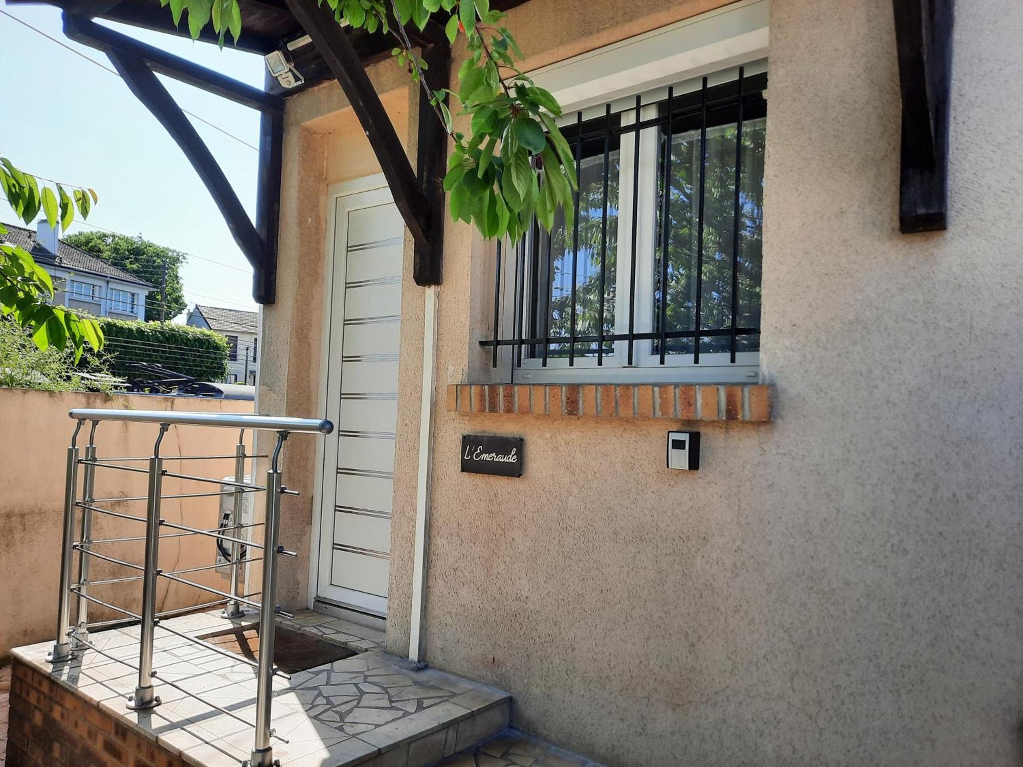 AlloAppartMeublé_L'émeraude Houilles Exterior foto